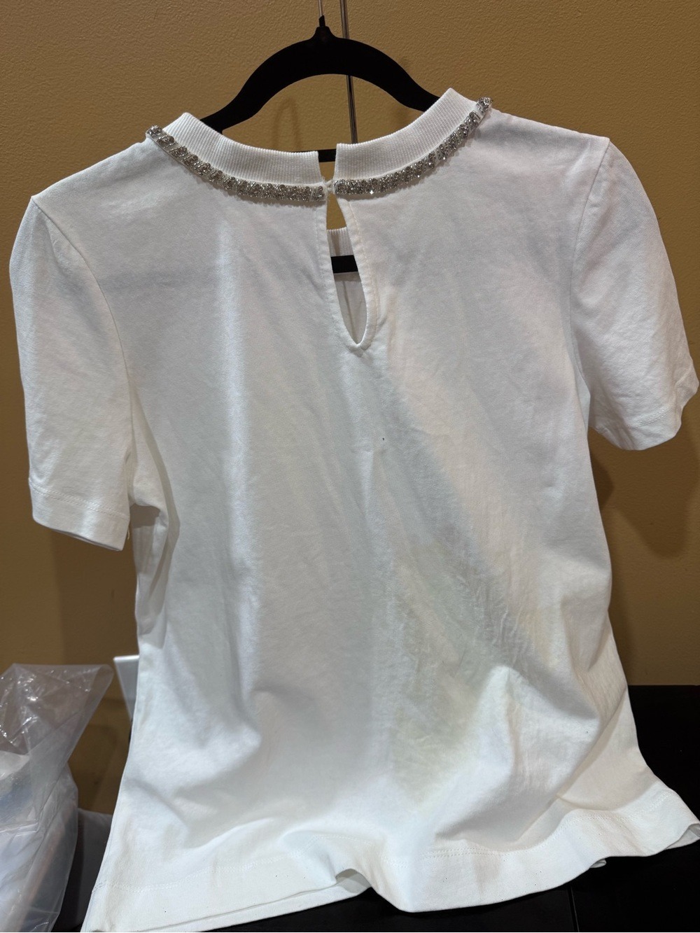 39.Maeve Rhinestone Bow Tee - Picture 8 of 9